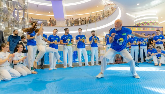 Capoeira show at the Deniz Mall!