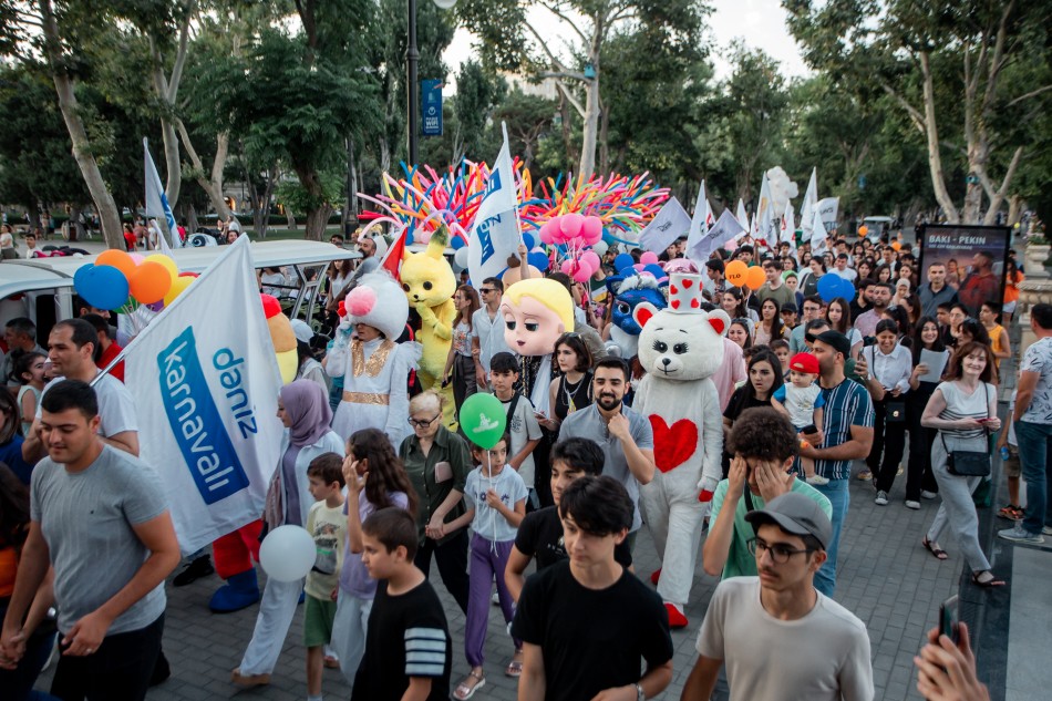 Möhtəşəm “Dəniz Karnavalı” baş tutdu!